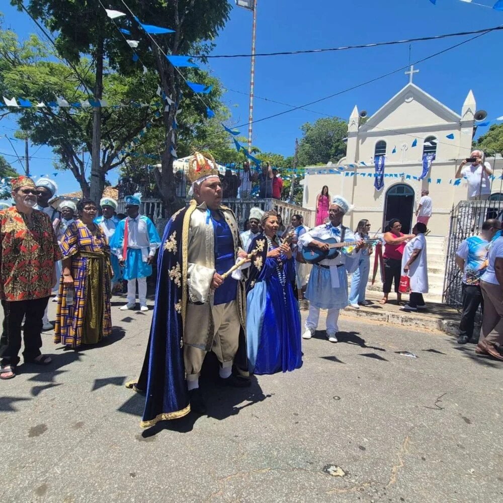 Cortejo do congado de Nossa Senhora do Rosário em Pinhões, Santa Luzia