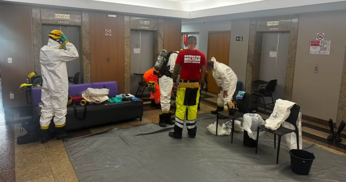 Prédio de universidade onde ocorreu o vazamento químico no bairro de Lourdes
