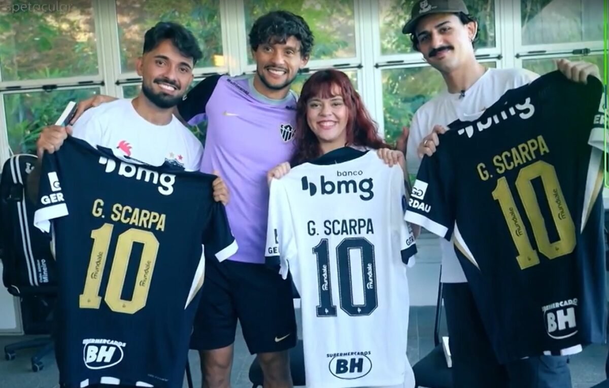 Torcida do Atlético-MG cria clube do livro inspirado em Gustavo Scarpa