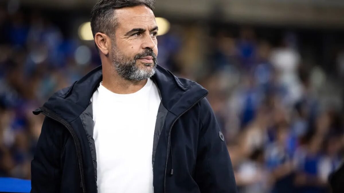 Técnico do Cruzeiro minimiza pressão em clássico contra o Atlético