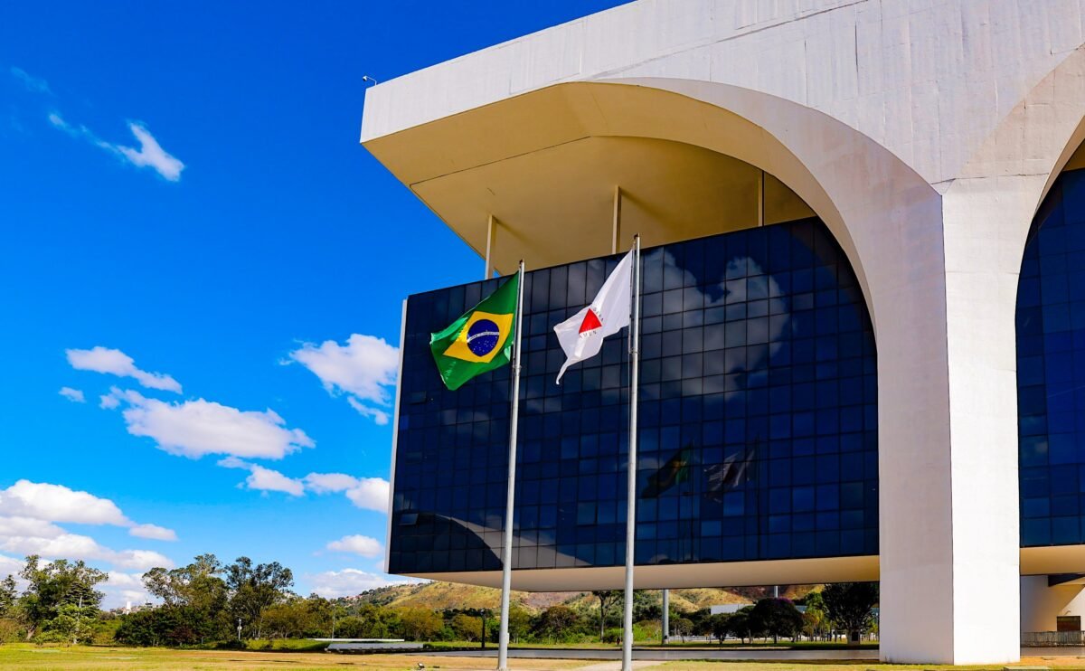 Governo de Minas paga R$ 104,5 milhões de dívida com a União