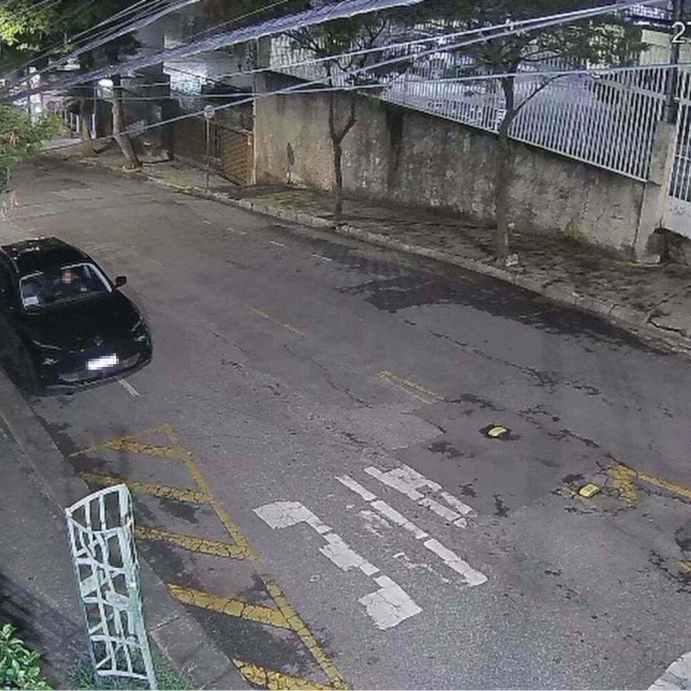 Viatura policial durante atendimento a ocorrência na capital.