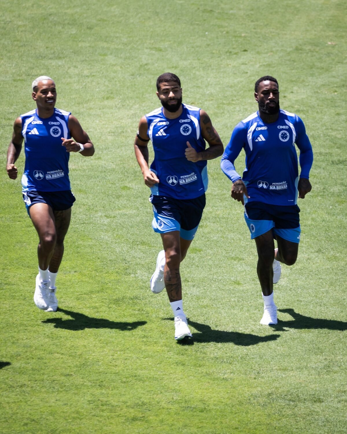 Grêmio x Cruzeiro hoje: veja horário e escalação com volta de volante